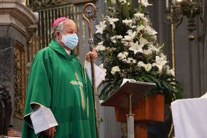 Preocupante una tercera ola de COVID-19, necesario extremar precauciones: arzobispo de Puebla