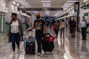 Salud pide a mexicanos no salir al extranjero ni hacer viajes innecesarios