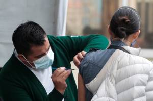 Del 24 al 26 de junio, segundas dosis de AstraZeneca para 60 y más en 31 municipios de Puebla