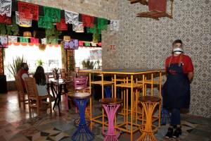 Autorizan nuevo horario y mariachis en restaurantes por el Grito de Independencia en Puebla