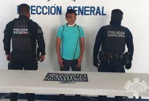 Vendedor de droga de &quot;Los Hermanos Rosales&quot; fue detenido con 60 dosis en Tehuacán