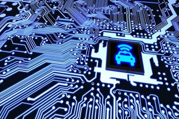 Por semiconductores, industria automotriz seguirá con paros todo 2022