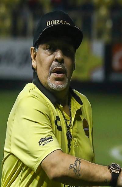 Maradona, multado por la FMF tras expresiones políticas
