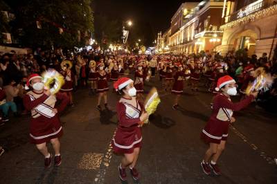 Cancelar fiestas decembrinas por ómicron, recomienda la OMS