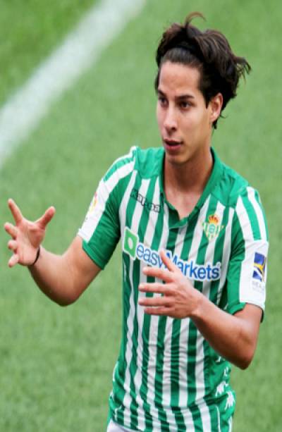 Diego Lainez rechazó oferta de la MLS por 15 millones de euros