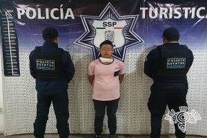 Ladrón de celulares es capturado en el centro de Puebla