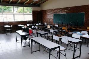 SEP Puebla: un positivo en escuela privada y dos sospechosos de COVID en Secundaria Técnica 58