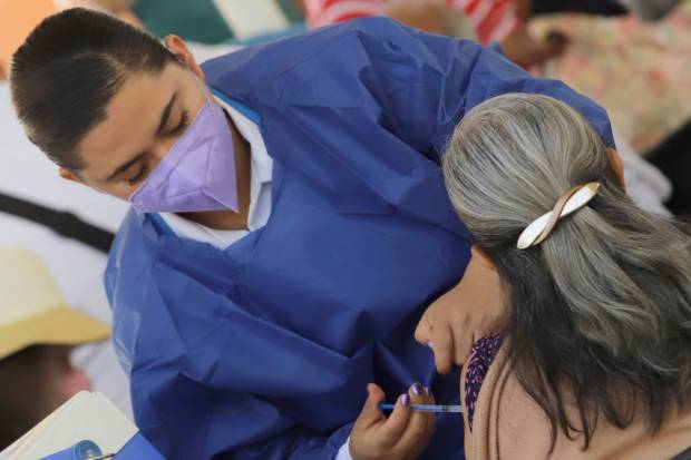 De Pfizer y Sinovac, las vacunas COVID más aplicadas en Puebla