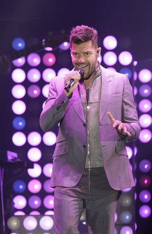 Ricky Martin no llegará a Puebla; suspendió gira en México por coronavirus