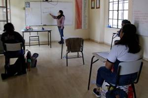 Medio millón de estudiantes desertó de la escuela por pandemia en México