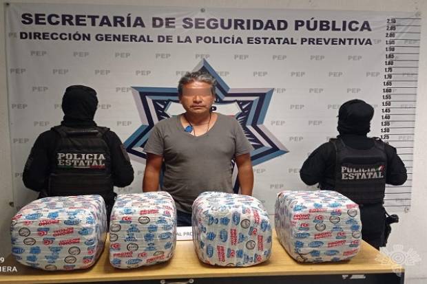 Narcomenudista es detenido con 26 kilos de droga en San Pablo Xochimehuacan