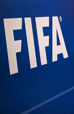 FIFA permitirá jugar en tres clubes en una temporada