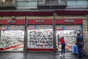 Comercios en Puebla reinician actividades tras cierre por pandemia