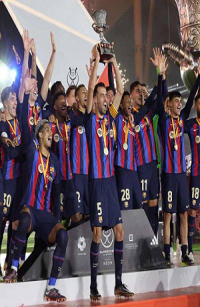Barcelona se alza como campéon de la Supercopa de España