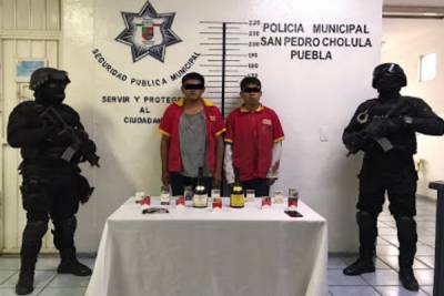 Asaltantes de Oxxo fueron detenidos en San Pedro Cholula