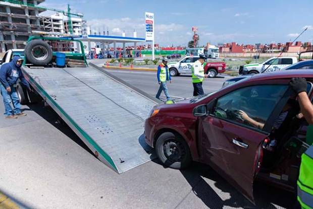 Al corralón, 21 vehículos en el primer día del &quot;Hoy no circula&quot; en Puebla