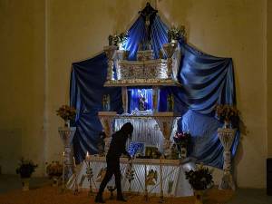 Exhiben Altar Monumental de Huaquechula en Cuautlancingo