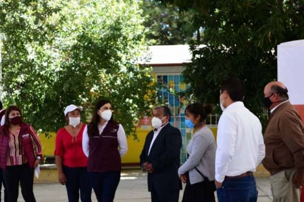 Claudia Rivera entrega obras de infraestructura hidrosanitaria y educativa en San Andrés Azumiatla