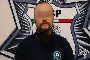 SSP Puebla asegura a vendedor de droga de la Plaza de la Computación