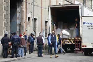 FOTOS: Desalojan inmueble en el centro de Puebla