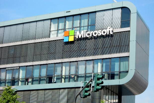 Microsoft comienza el despido de 10 mil trabajadores