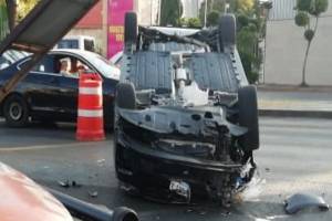 Volcadura de un vehículo dejó una joven lesionada en Las Ánimas