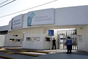 SEP Puebla: solo 320 empleados de 2 mil 532, laboran en áreas esenciales de la dependencia