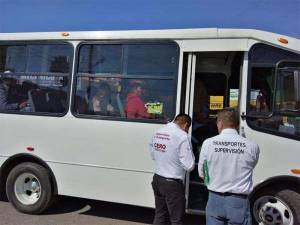 Infraccionan a 23 unidades de transporte público en Puebla; choferes no tenían licencia