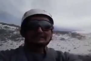 Nuevamente &quot;explorador&quot; subió a grabar al cráter del Popocatépetl