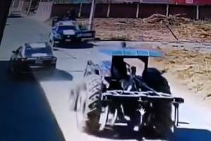 Policías de Coronango balean y golpean a campesino abordo de un tractor