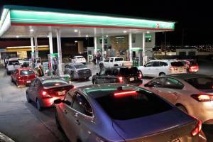 Reportan desabasto de gasolina en Monterrey