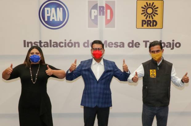 Se presenta en Puebla la alianza PAN-PRI-PRD