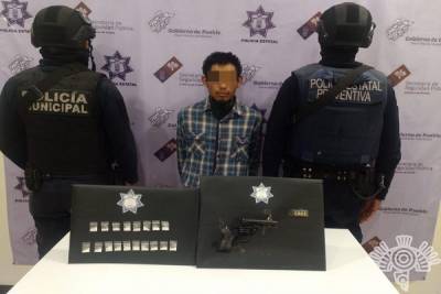 Policía Estatal detiene a vendedor de droga de &quot;Los Sonora&quot; en Tehuacán