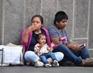 Coneval: brecha salarial afecta a mujeres e indígenas en Puebla