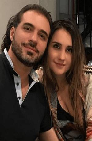 Dulce María anuncia boda con Paco Álvarez