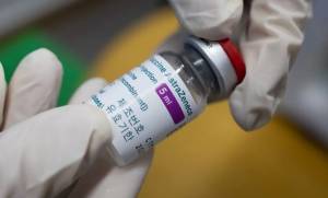 Suspenden vacuna COVID de AstraZeneca en Alemania, Francia e Italia