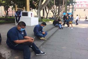 Ayuntamiento de Puebla repartirá cubre bocas y gel anti bacterial a sus trabajadores por coronavirus