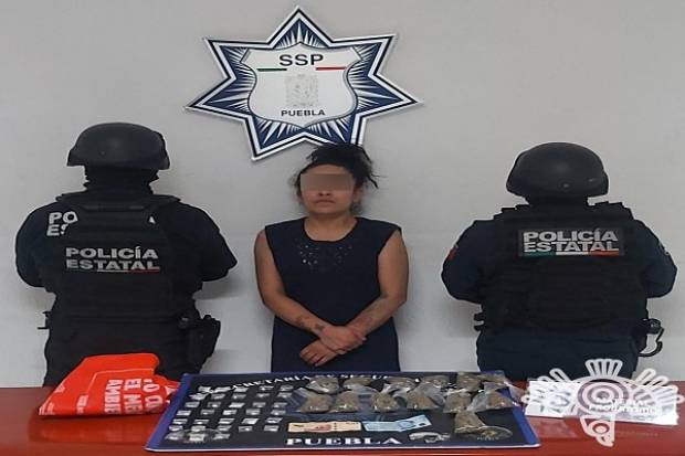SSP Puebla detiene a &quot;La Comadre&quot;, narcovendedora vinculada a &quot;La Patrona&quot;