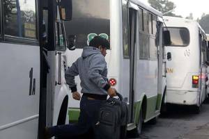 Usuarios del transporte público no ven mejoras pese a ultimátum del gobierno del estado