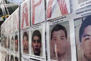 Recuerdan en Puebla a los 43 estudiantes desaparecidos de Ayotzinapa