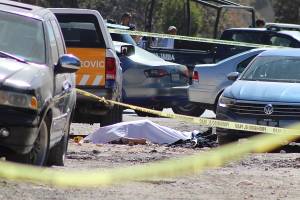 Asesinaron a hombre a balazos en Bosques de Santa Anita; otro murió en el hospital