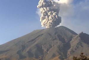 Actividad del Popocatépetl no representa riesgo para la población: Segob