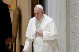 Papa Francisco pide cese a la violencia y retomar el diálogo en Sudán