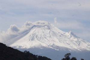 ¡Un espectáculo!, así de hermoso luce el Popocatépetl nevado