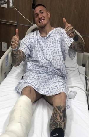 Nico Castillo fue operado tras fractura de peroné