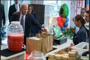 Celebran Biden y Kamala Harris el 5 de Mayo con quesadillas, tacos y churros