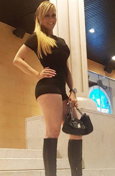 Noelia y su mensaje sensual de fin de semana