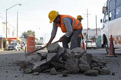 Gobierno de Claudia Rivera inicia segunda fase de bacheo 2020