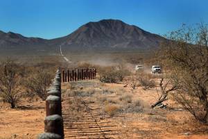 Hallan restos de migrante poblano en el desierto de Arizona