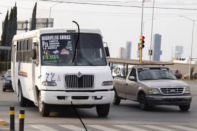 Atracan a pasajeros de la Ruta 72 A en el bulevar Esteban de Antuñano